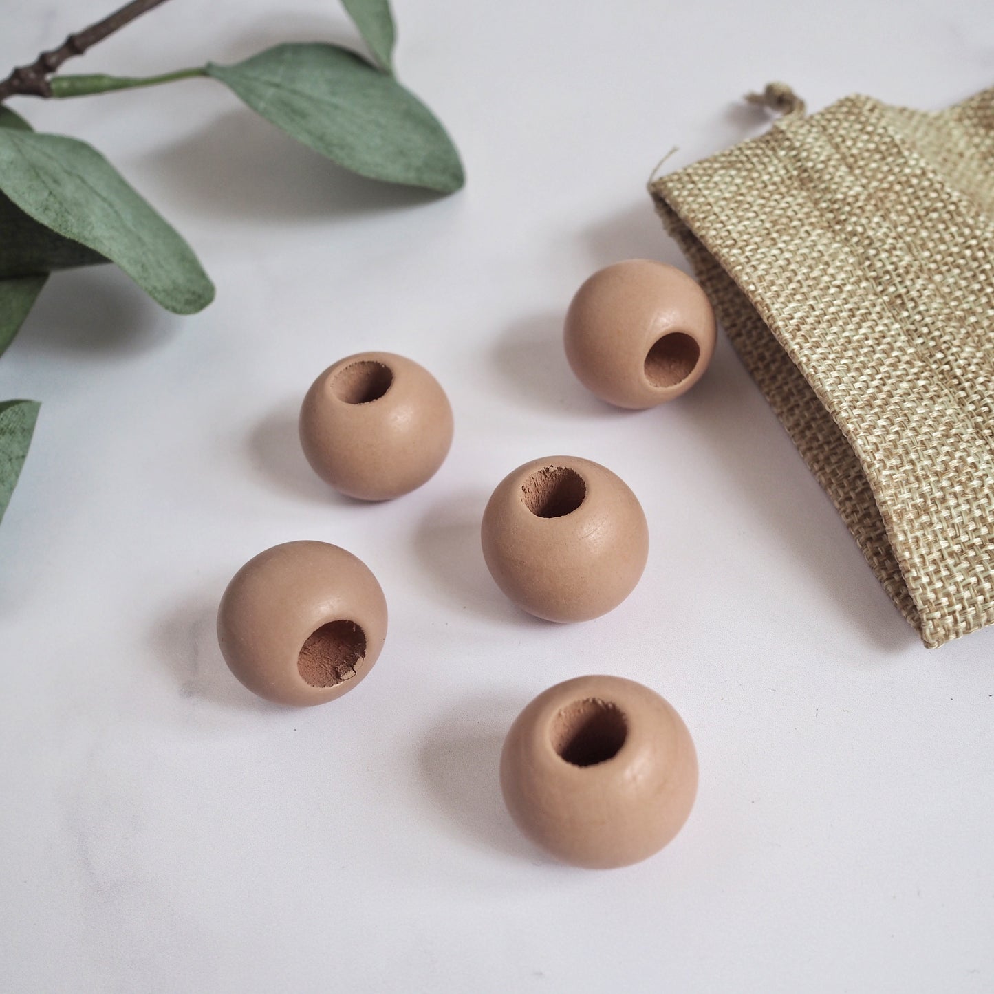 25mm Wooden Coloured Beads (Pack of 5) The Joyful Studio