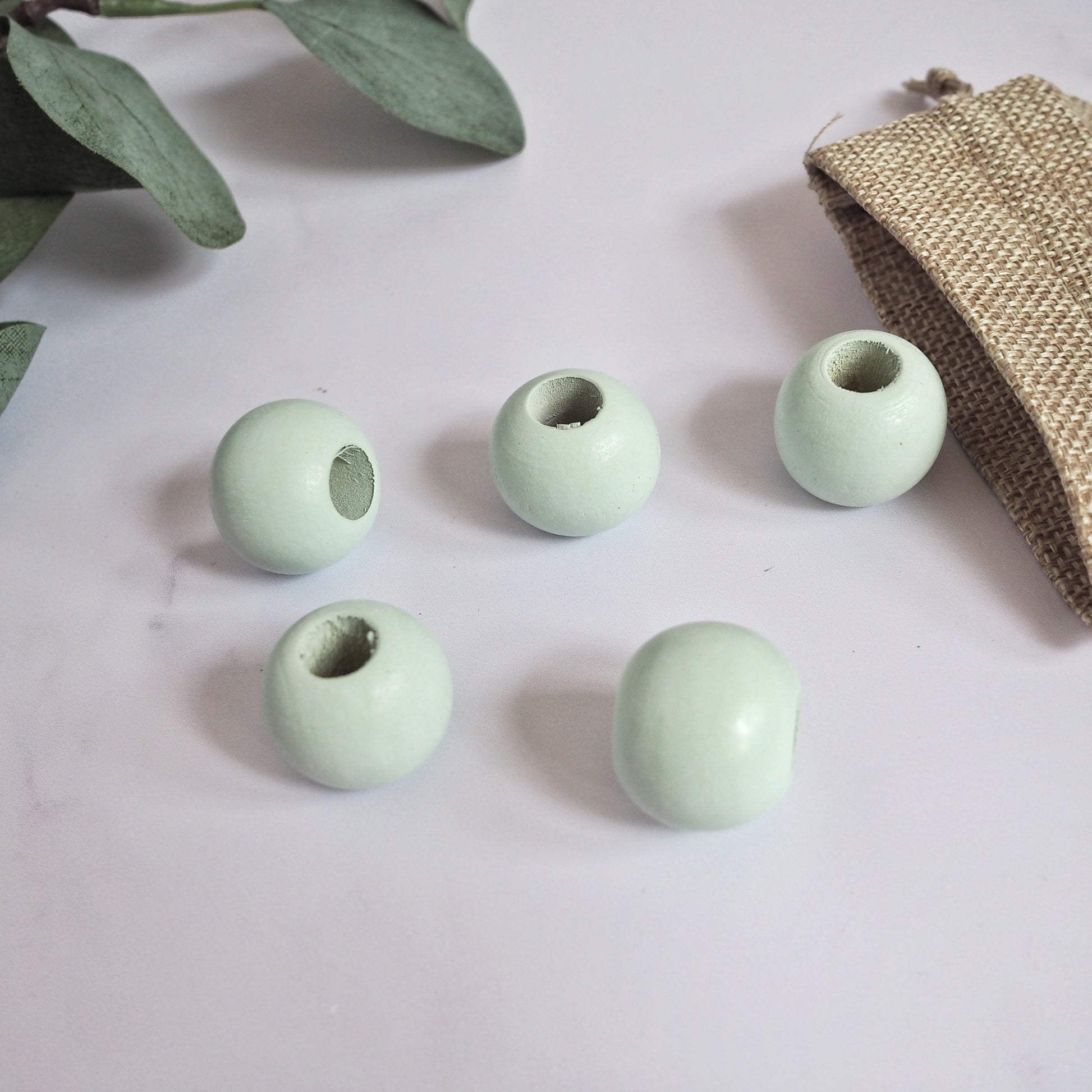 25mm Wooden Coloured Beads (Pack of 5) The Joyful Studio