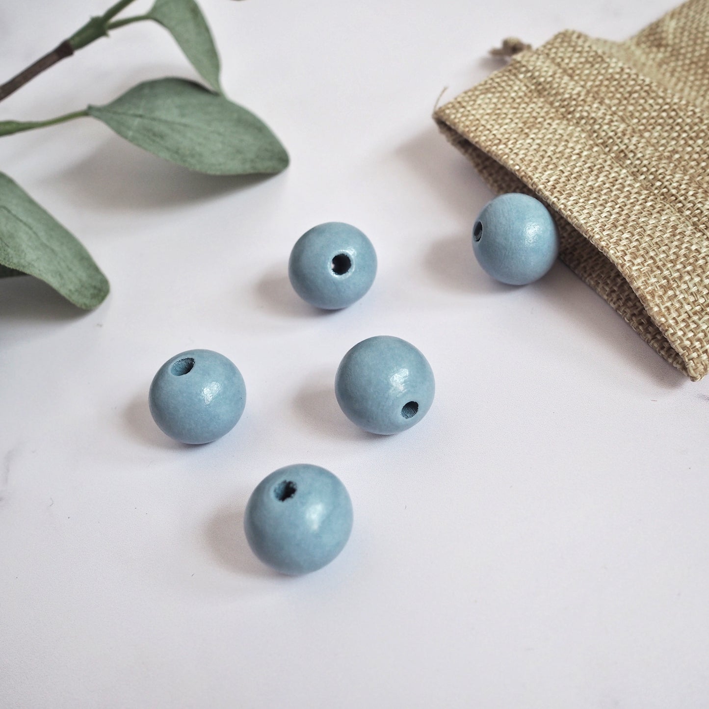 18mm Wooden Coloured Beads (Pack of 5) The Joyful Studio