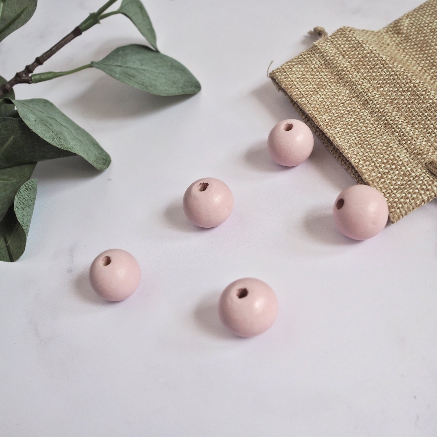 18mm Wooden Coloured Beads (Pack of 5) The Joyful Studio