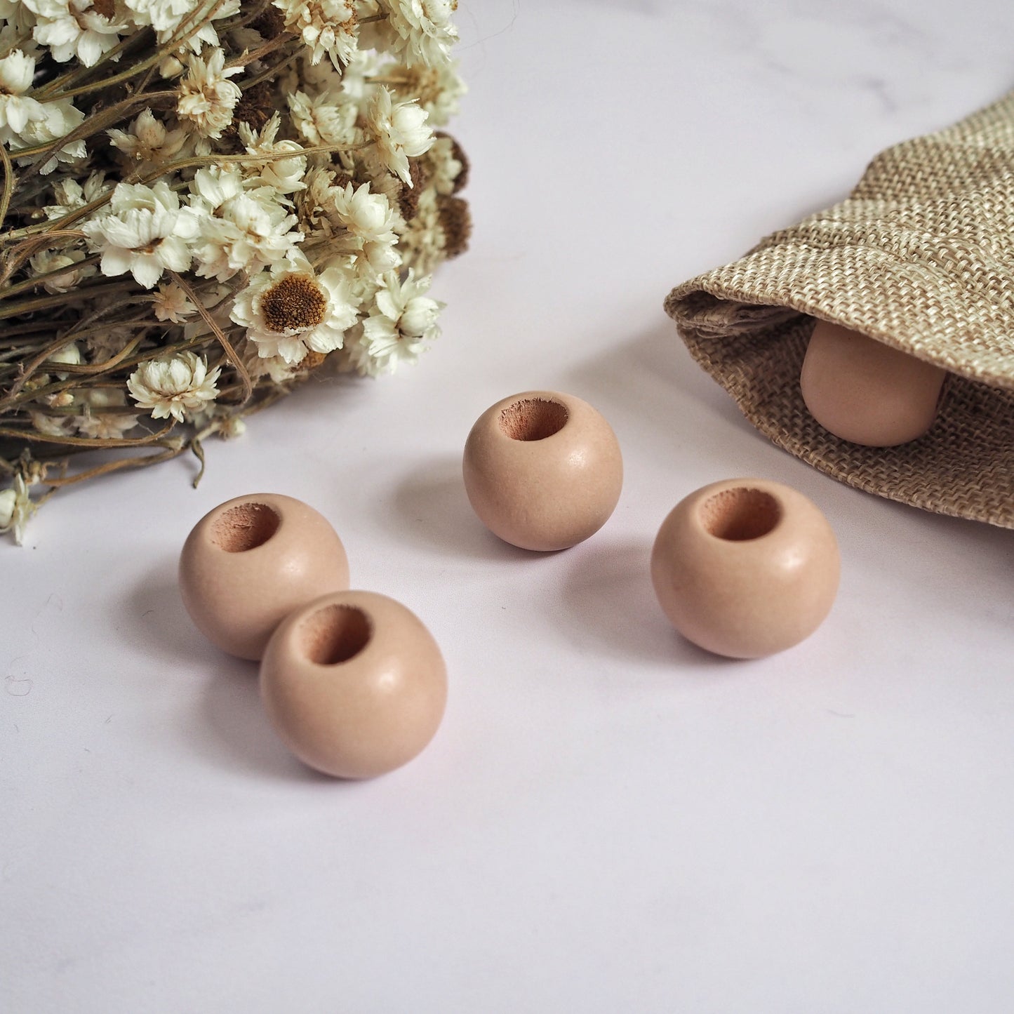 25mm Wooden Coloured Beads (Pack of 5) The Joyful Studio